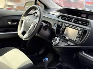 2015 Toyota Prius c