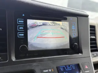 2017 Toyota Sienna XLE Premium 8-Passenger