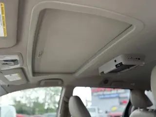 2017 Toyota Sienna XLE Premium 8-Passenger