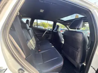 2016 Toyota RAV4 SE