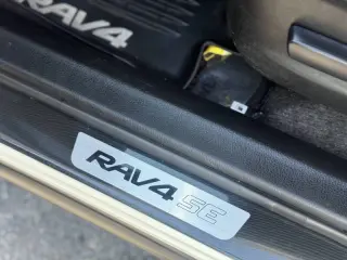 2016 Toyota RAV4 SE