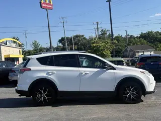 2016 Toyota RAV4 SE