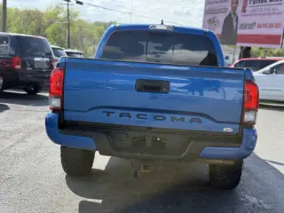2018 Toyota Tacoma TRD Sport