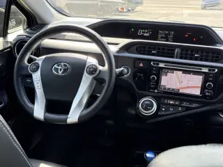 2015 Toyota Prius c