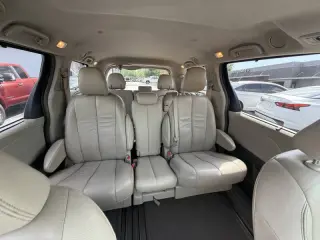 2012 Toyota Sienna XLE 8-Passenger