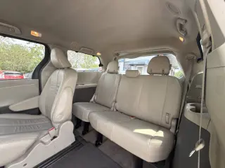 2012 Toyota Sienna XLE 8-Passenger