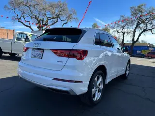 2020 Audi Q3 quattro Premium 45 TFSI