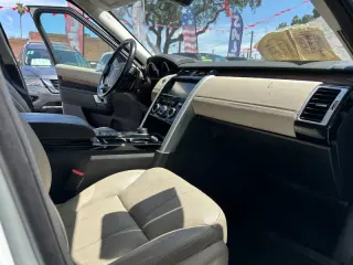 2017 Land Rover Discovery HSE