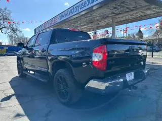 2018 Toyota Tundra SR5