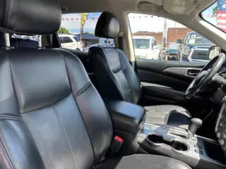 2019 Nissan Pathfinder S