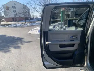 2010 Dodge Ram 2500 SLT
