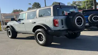 Ford Bronco 2023 4x4 Base Advanced 4dr SUV