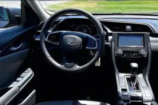 Honda Civic 2016 LX 4dr Sedan CVT