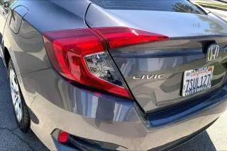 Honda Civic 2016 LX 4dr Sedan CVT
