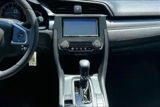 Honda Civic 2016 LX 4dr Sedan CVT