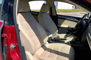 Volkswagen Jetta 2017 1.4T SE 4dr Sedan 6A