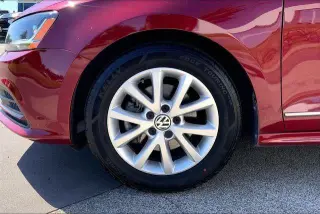 Volkswagen Jetta 2017 1.4T SE 4dr Sedan 6A