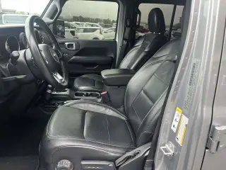 Jeep Wrangler Unlimited 2018 4x4 Moab 4dr SUV (midyear release)