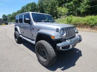 Jeep Wrangler Unlimited 2018 4x4 Moab 4dr SUV (midyear release)