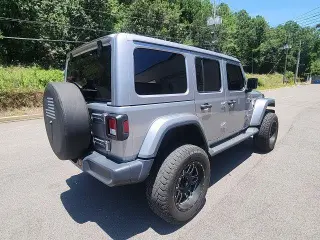 Jeep Wrangler Unlimited 2018 4x4 Moab 4dr SUV (midyear release)