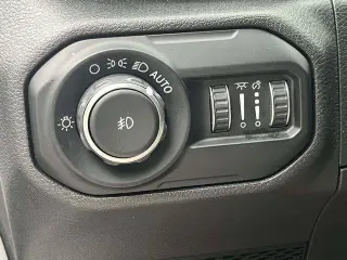Jeep Wrangler Unlimited 2018 4x4 Moab 4dr SUV (midyear release)