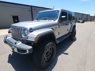 Jeep Wrangler Unlimited 2018 4x4 Moab 4dr SUV (midyear release)