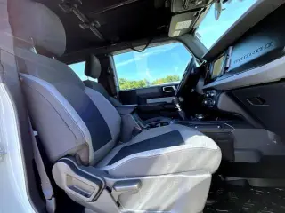 Ford Bronco 2023 4x4 Base 2dr SUV