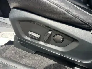 Ford Explorer 2023 AWD ST 4dr SUV