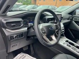 Ford Explorer 2024 AWD XLT 4dr SUV