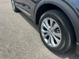 Ford Explorer 2023 AWD XLT 4dr SUV