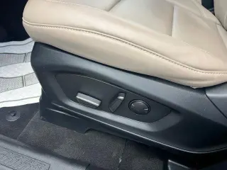 Ford Explorer 2023 AWD XLT 4dr SUV