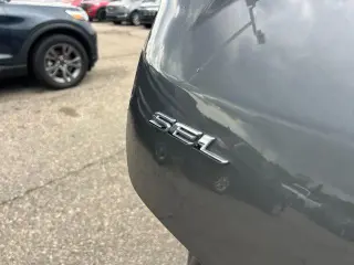 Ford Edge 2023 AWD SEL 4dr Crossover