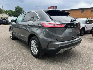 Ford Edge 2023 AWD SEL 4dr Crossover
