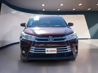 Toyota Highlander 2019 XLE 4dr SUV