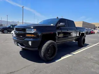 Chevrolet Silverado 1500 2017 4x4 LT 4dr Crew Cab 5.8 ft. SB