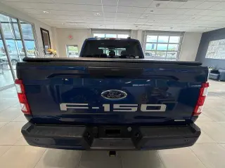Ford F-150 2023 4x4 XL 4dr SuperCrew 5.5 ft. SB