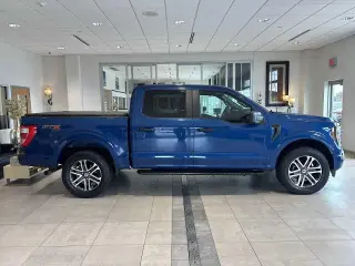 Ford F-150 2023 4x4 XL 4dr SuperCrew 5.5 ft. SB