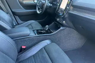 Volvo XC40 Recharge 2021 eAWD Pure Electric P8 4dr SUV