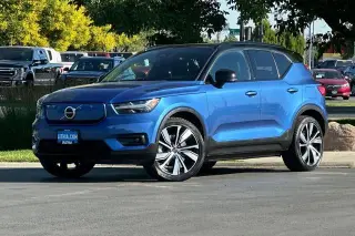 Volvo XC40 Recharge 2021 eAWD Pure Electric P8 4dr SUV