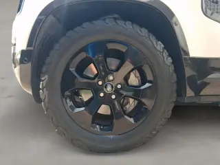 Land Rover Defender 2020 AWD 110 SE 4dr SUV