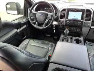 Ford F-150 2019 4x4 Platinum 4dr SuperCrew 5.5 ft. SB