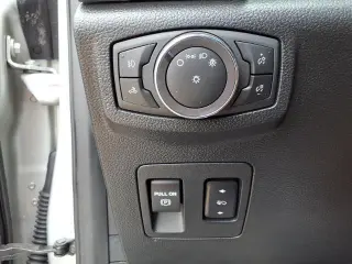 Ford F-150 2019 4x4 Platinum 4dr SuperCrew 5.5 ft. SB