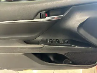 Toyota Camry 2018 SE 4dr Sedan