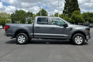 Ford F-150 2025 4x4 XL 4dr SuperCrew 5.5 ft. SB