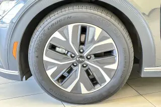 Kia EV6 2024 AWD Wind 4dr Crossover