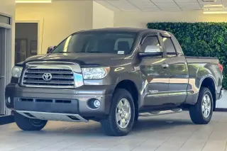Toyota Tundra 2008 4x4 Limited 4dr Double Cab (5.7L V8)