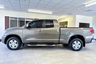Toyota Tundra 2008 4x4 Limited 4dr Double Cab (5.7L V8)