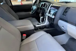 Toyota Tundra 2008 4x4 Limited 4dr Double Cab (5.7L V8)