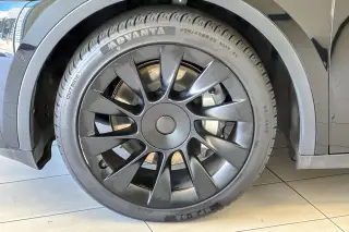 Tesla Model Y 2020 AWD Long Range 4dr Crossover