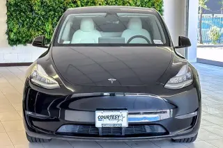 Tesla Model Y 2020 AWD Long Range 4dr Crossover